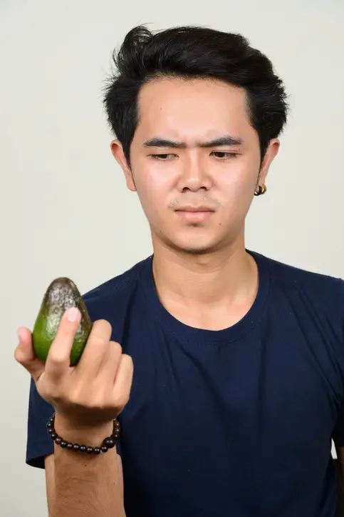 Should you eat bad avocado?
